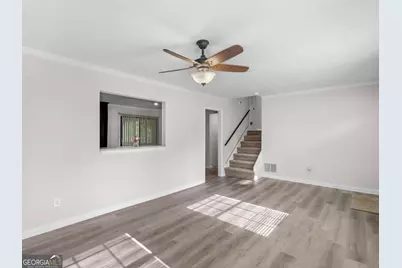 6637 Bedford Road, Rex, GA 30273 - Photo 12