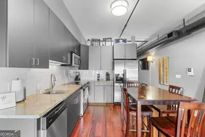 310 W Broughton Street #3011, Savannah, GA 31401 - Photo 8