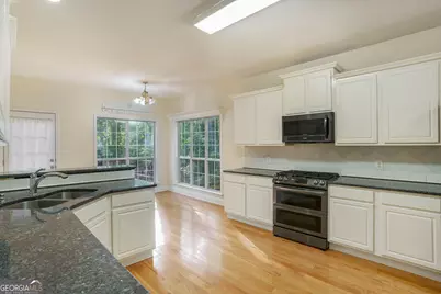 407 River Forest Drive, McDonough, GA 30252 - Photo 14