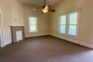 450 S Rountree St, Metter, GA 30439 - Photo 2