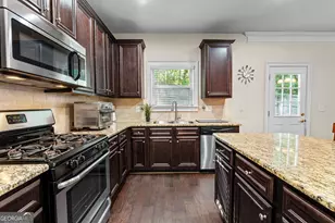 35 Canyon View Dr, Newnan, GA 30265 - Photo 16