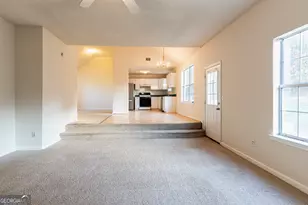 2536 Lancewood Ln, Lithonia, GA 30058 - Photo 14