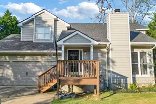 359 Scenic Ln, Auburn, GA 30011 - Photo 2