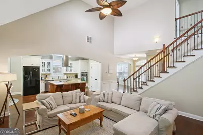 728 Gittings Avenue, Peachtree City, GA 30269 - Photo 8