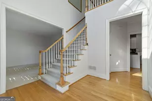 13540 Providence Lake Dr, Alpharetta, GA 30004 - Photo 8