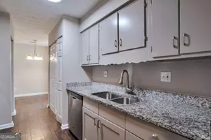 5061 Martins Crossing Rd, Stone Mountain, GA 30088 - Photo 8
