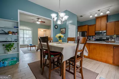 252 S Teakwood Court, Brunswick, GA 31525 - Photo 6