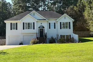 180 Blacks Mill Trce E, Dawsonville, GA 30534 - Photo 1