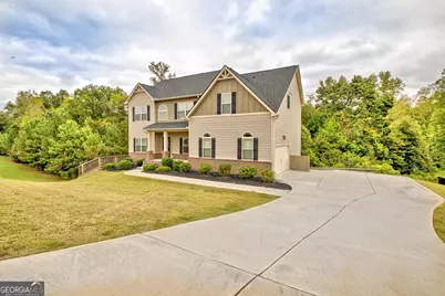 180 Charleston Drive, Senoia, GA 30276 - Photo 4