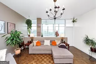 3060 Pharr Ct N Northwest, Atlanta, GA 30305 - Photo 2