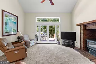 65 Pointe View Ct, Jackson, GA 30233 - Photo 14