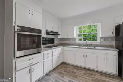 4616 Greensprings Road, Atlanta, GA 30337 - Photo 10