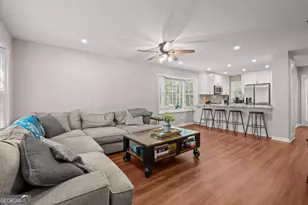 541 North White St, Carrollton, GA 30117 - Photo 2