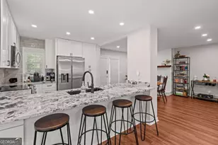 541 North White St, Carrollton, GA 30117 - Photo 2