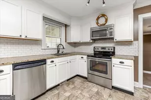 305 Tarrasa Dr, Warner Robins, GA 31088 - Photo 16