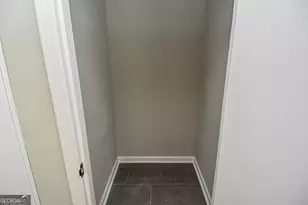 821 Bel Air Cir, Griffin, GA 30224 - Photo 30