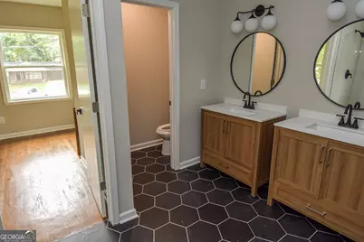 821 Bel Air Circle, Griffin, GA 30224 - Photo 18