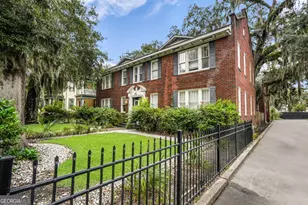 17 E 37th St, Savannah, GA 31401 - Photo 6