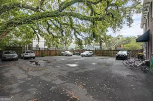 17 E 37th St, Savannah, GA 31401 - Photo 38