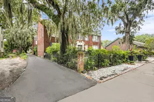 17 E 37th St, Savannah, GA 31401 - Photo 34