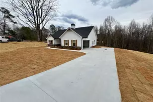 239 Cool Springs Rd, Clarkesville, GA 30523 - Photo 8