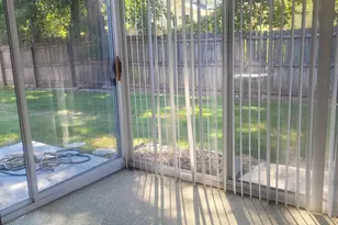 6847 Oak View Ct, Riverdale, GA 30274 - Photo 18