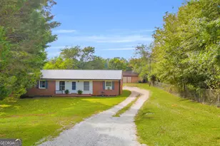 210 Nora Moss Ln, Carnesville, GA 30521 - Photo 2