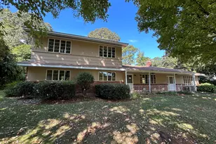 609 Cherokee Rd, Lagrange, GA 30240 - Photo 2