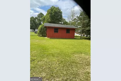 1203 E Barnard Street, Glennville, GA 30427 - Photo 32