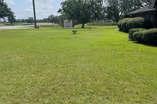 1203 E Barnard St, Glennville, GA 30427 - Photo 2