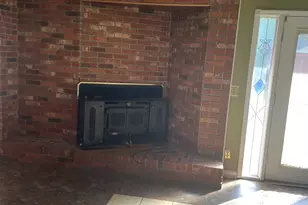 1203 E Barnard St, Glennville, GA 30427 - Photo 10