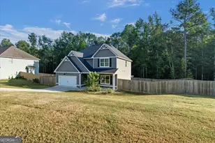 141 Anita Blvd, Carrollton, GA 30117 - Photo 2