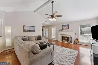 520 Wellington Way, Hinesville, GA 31313 - Photo 2