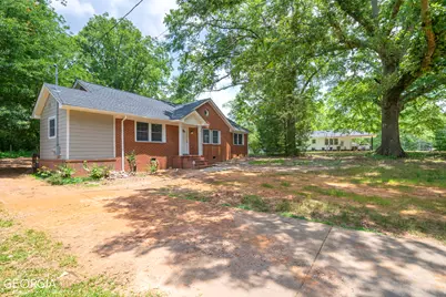 1247 Cherokee Avenue, Griffin, GA 30223 - Photo 2