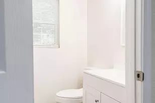 1410 Hazel St, Waycross, GA 31501 - Photo 12