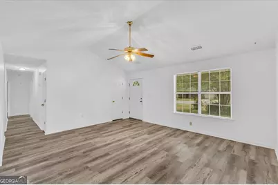 304 E Tietgen Street, Pooler, GA 31322 - Photo 10