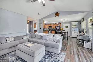 119 Haleys Pl Dr, Brunswick, GA 31525 - Photo 2