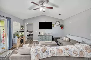 119 Haleys Pl Dr, Brunswick, GA 31525 - Photo 8