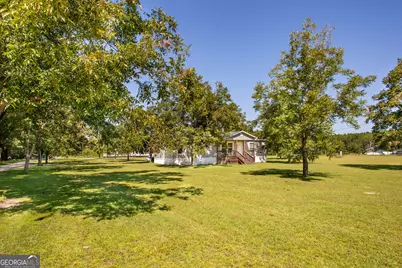 2702 Ware Street, Blackshear, GA 31516 - Photo 2