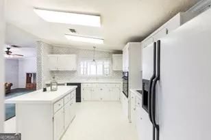 106 Coventry Manor Ct, Byron, GA 31008 - Photo 12