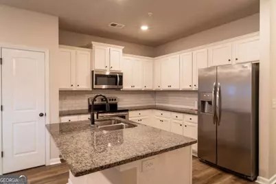 3111 Bayrose Circle, East Point, GA 30344 - Photo 6