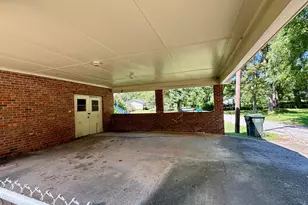 324 N Rhodes St, Union Point, GA 30669 - Photo 82