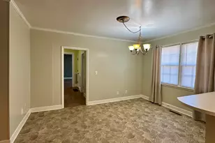 324 N Rhodes St, Union Point, GA 30669 - Photo 36