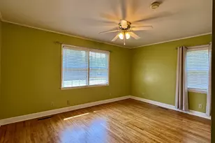 324 N Rhodes St, Union Point, GA 30669 - Photo 56
