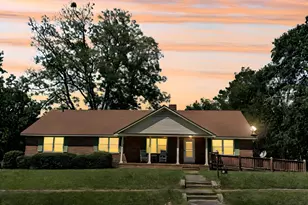 324 N Rhodes St, Union Point, GA 30669 - Photo 94