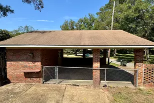 324 N Rhodes St, Union Point, GA 30669 - Photo 84