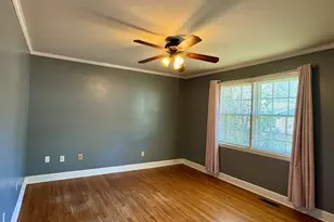 324 N Rhodes St, Union Point, GA 30669 - Photo 44