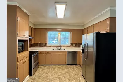 324 N Rhodes Street, Union Point, GA 30669 - Photo 28