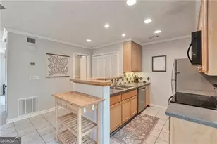 8 Arpege Way NW, Atlanta, GA 30327 - Photo 4