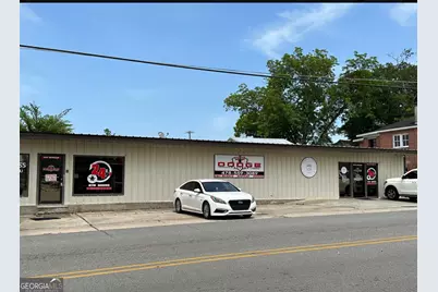 405 College Street, Eastman, GA 31023 - Photo 2